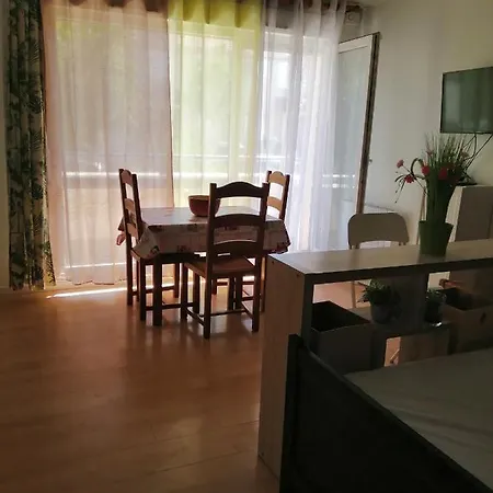Apartament Kievaille *